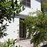 Gianni E Pia Bed & Breakfast 3*