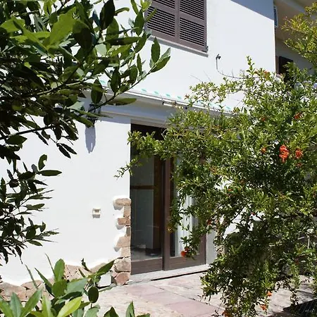 Gianni E Pia Bed & Breakfast 3*