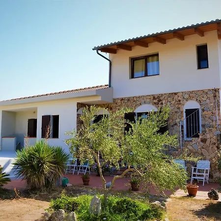 Gianni E Pia 3* Luogosanto