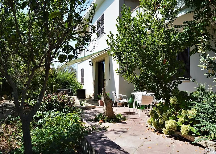 Gianni E Pia 3* Luogosanto